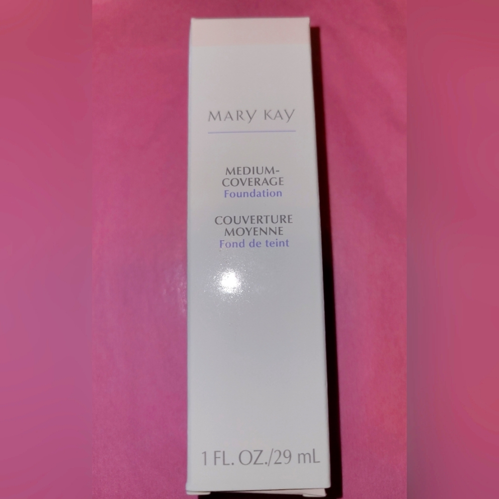 Mary Kay Medium Coverage Foundation-Ivory 104